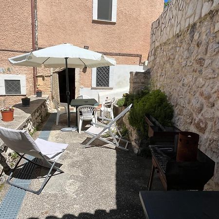 Da Sciuri Case Vacanza Barisciano Buitenkant foto