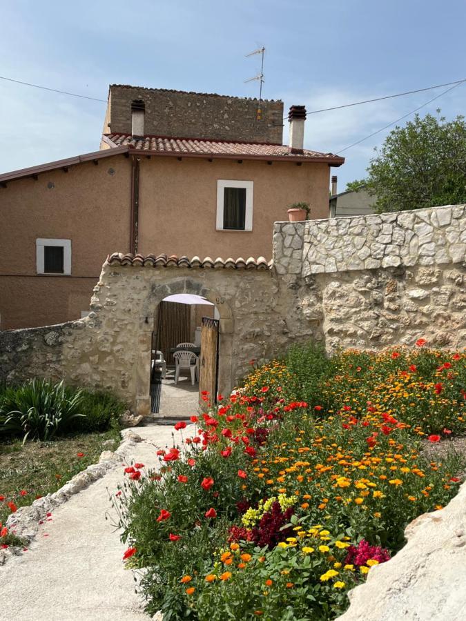 Da Sciuri Case Vacanza Barisciano Buitenkant foto