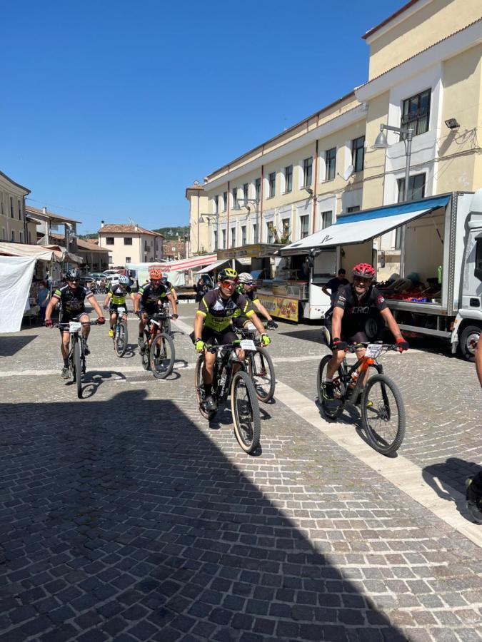 Da Sciuri Case Vacanza Barisciano Buitenkant foto