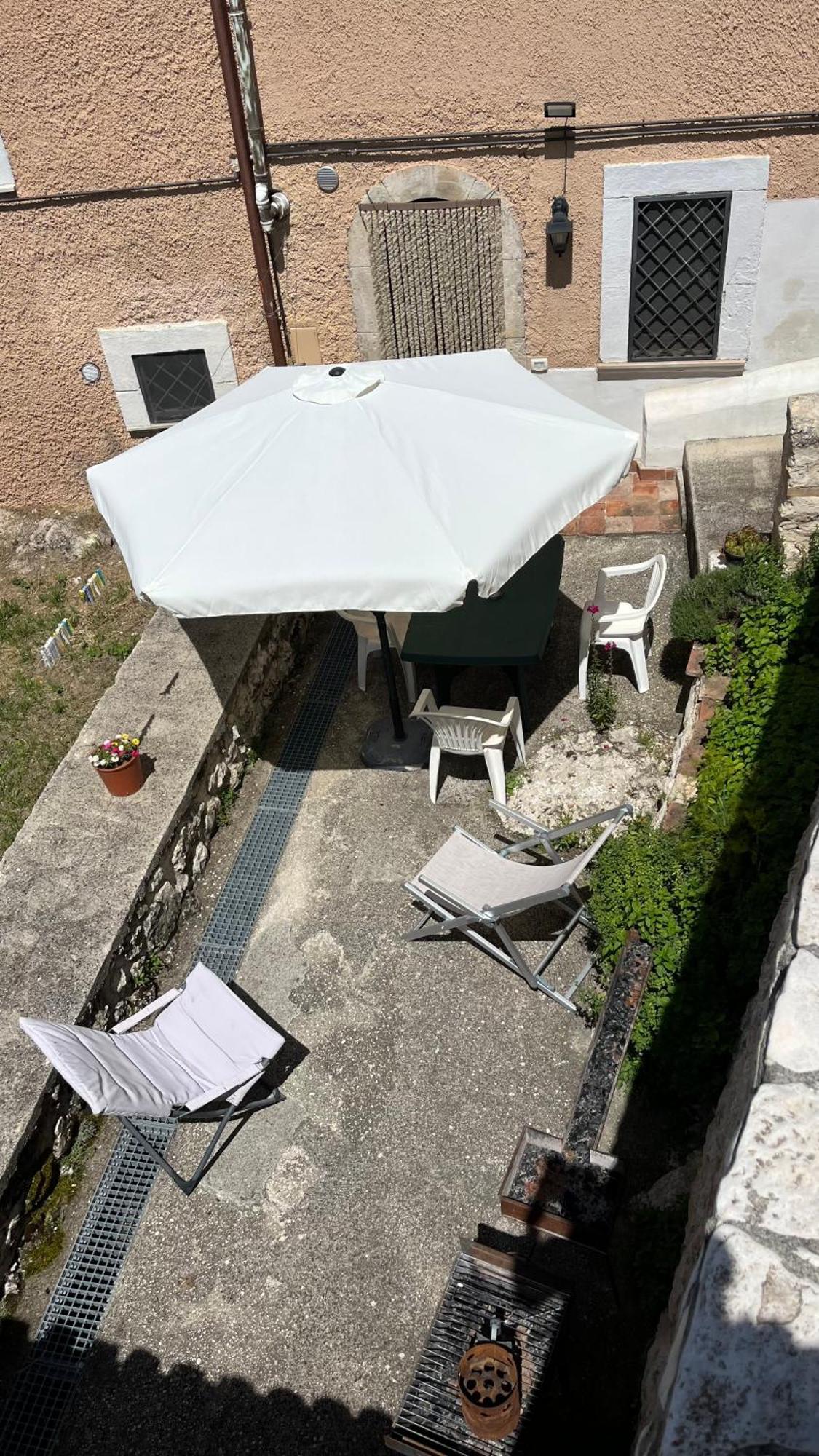 Da Sciuri Case Vacanza Barisciano Buitenkant foto